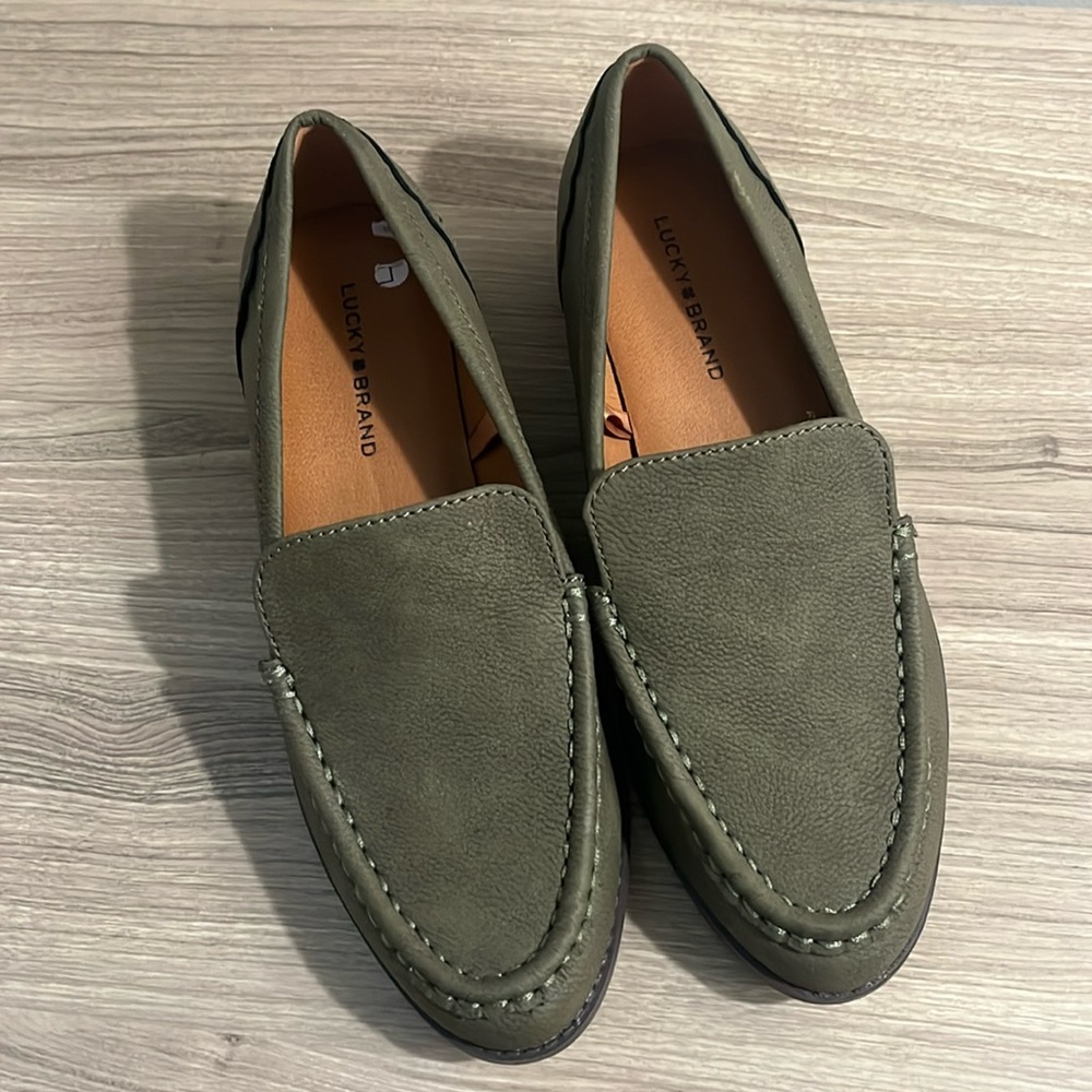 Lucky Brand Green loafers